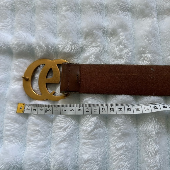 Gucci Brown Leather Belt with Gold Double G Buckle - Picture 4 of 12